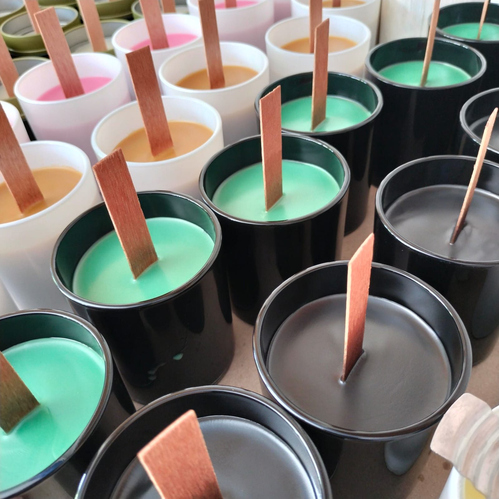 CANDLES 